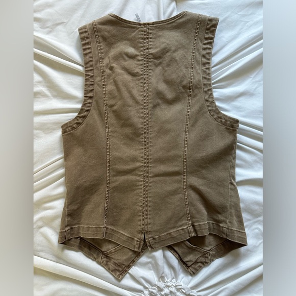 YFB Stylish Dark Beige Vest - Picture 3 of 3